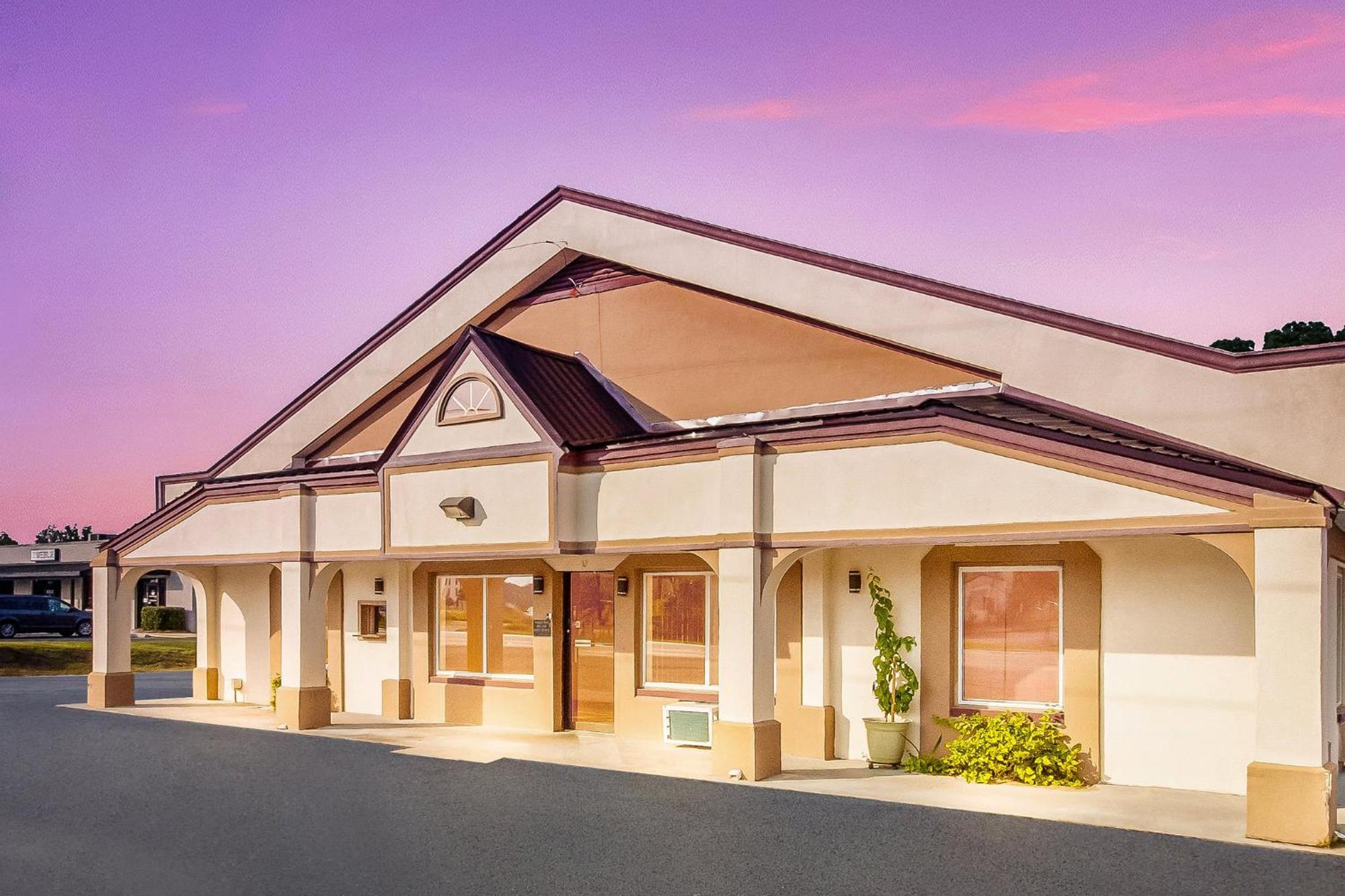 Red Roof Inn Santee Exterior photo
